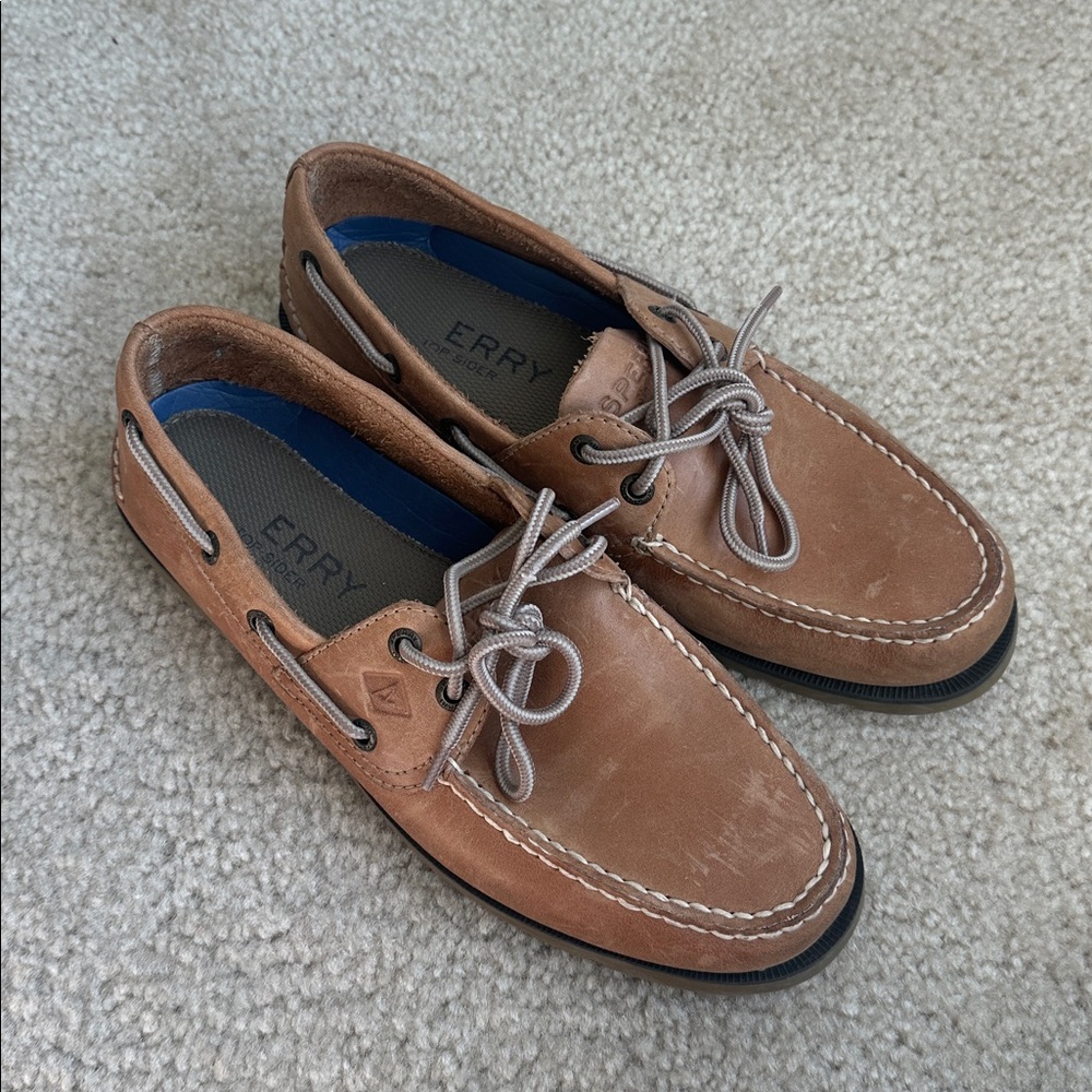 Sperry Classic Authentic Leather Original 2-Eye Boat Shoe in Brown, Men’s Size 8